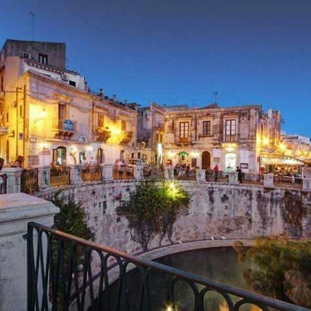 Апартаменти Casa "Il Castello" Syracuse Екстер'єр фото